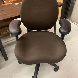 LifeForm Designed Adjustable Office Chair