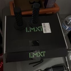 LMXT BIKE BRAKES AND PRO TAPER GRIPS