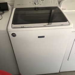 Maytag Washer : King Capacity