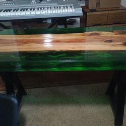 Double River Table 