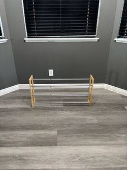 Adjustable Shoe Rack
