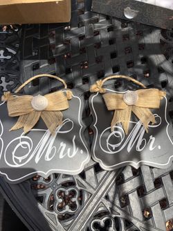 Mr & Mrs Decorative Plaque