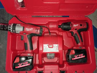 Milwaukee heavy duty drill set combo