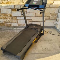 Foldable Treadmill With Incline