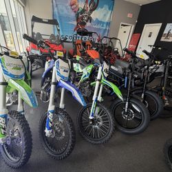 Dirt Bikes 
