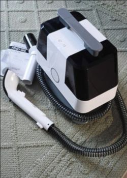 Portable Carpet/Upholstery cleaner
