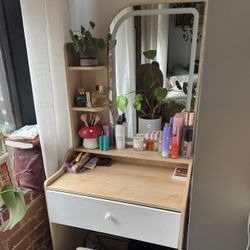 Makeup Vanity