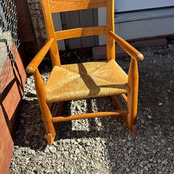 Rocking chair/ Silla Mesedora Para Niños