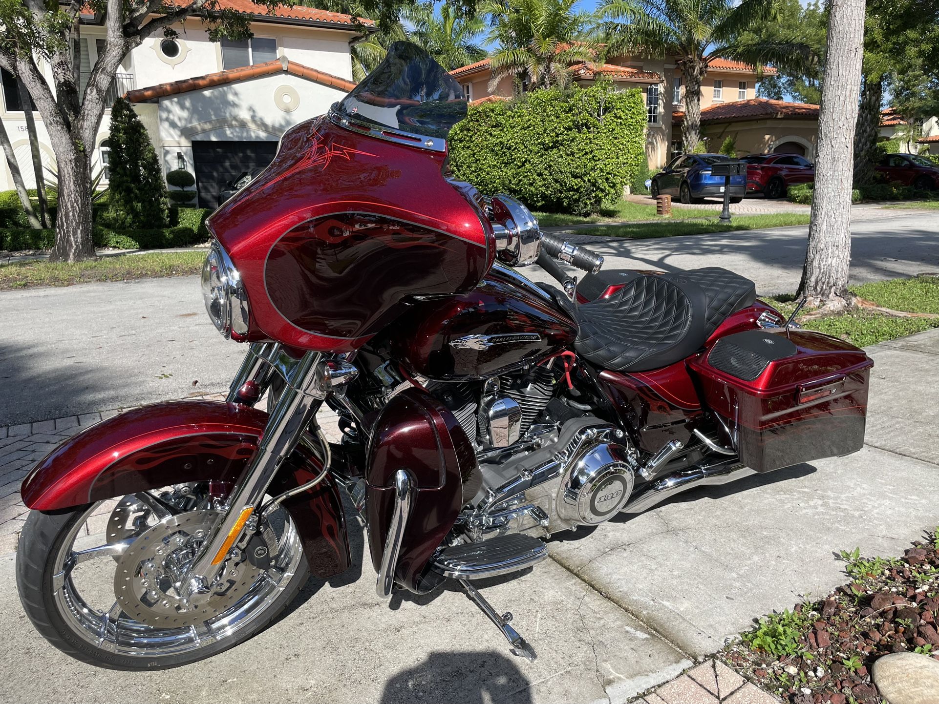 2012 Harley Davidson Street Glide CVO