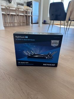 NETGEAR Nighthawk X6 AC3000 Tri-Band WiFi Router (Model R7900).
