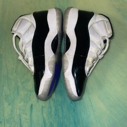 Jordan 11 - Size 7.5 - Used