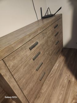 Bedroom set