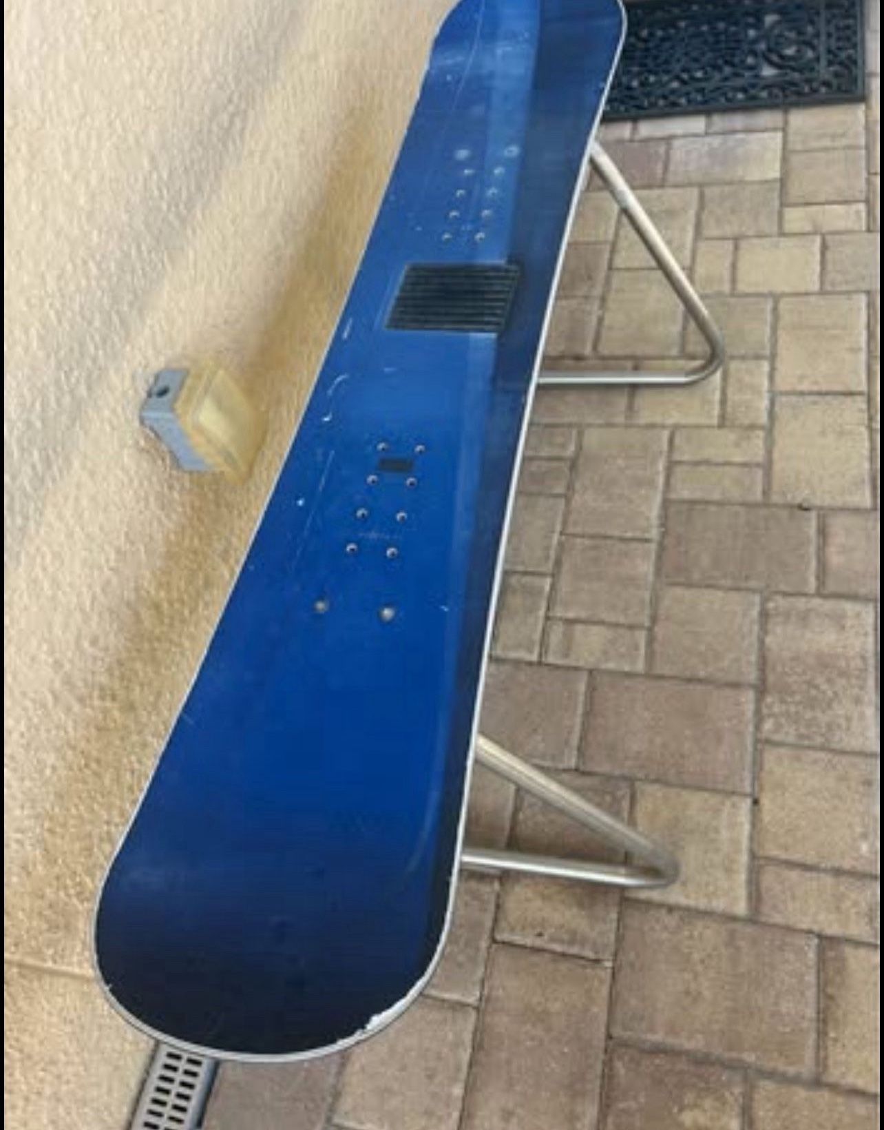 Snowboard Bench 