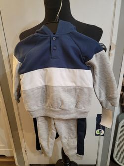 Brand New Boys Colorblock Premium Fleece 2-Piece Hoodie Outfit Size 12M