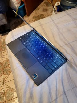 Dell XPS TouchScreen: Intel Core i7, TypeC, Windows11 V-25H2. MS-office.