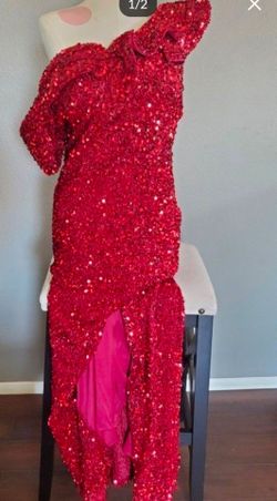 Dress size M