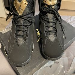 Jordans True Flight Blk /white/ Metallic Gold