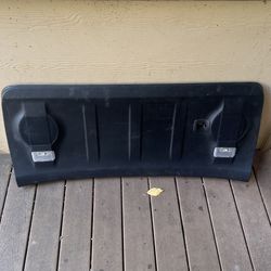 Forerunner, Back Door Panel