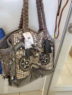 DIFFERENT PRICES*** MOTHERS DAY GIFT *** REGALO PARA MAMA**** GOLD, ORO *** FASHION, SHOES, WALLETS, PURSES, ZAPATOS, CARTERAS, PENDANT, DIJES