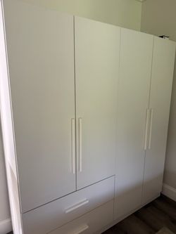 Dresser white