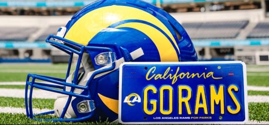 LA RAMS SEASON TICKETS!!