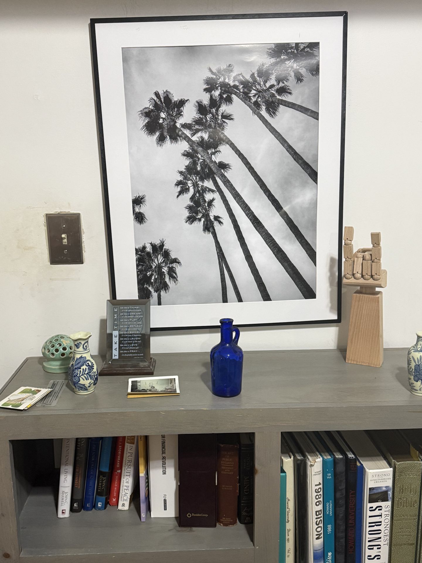 Cool Picture with some nice trinkets attached