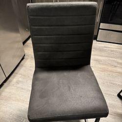 Dining Table (Ashley Furniture)