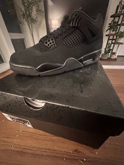 NEW!! Never worn. Jordan 4’s Black Cat size 10.5