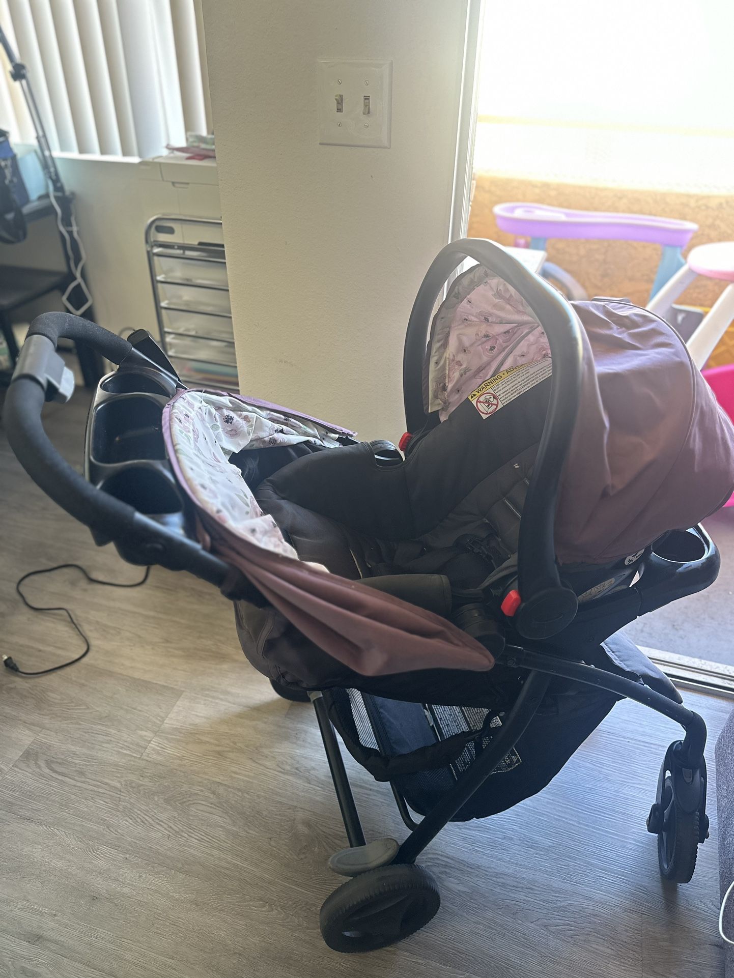 Graco Stroller & Car seat 