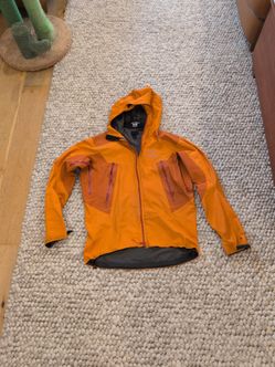 Men's Arc'teryx Alpha SV Gore-Tex Pro Waterproof Jacket - Size Small (S)