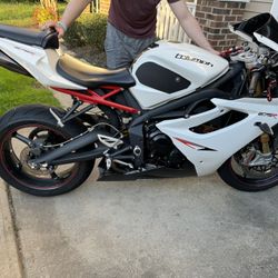 2012 Triumph Daytona 675r