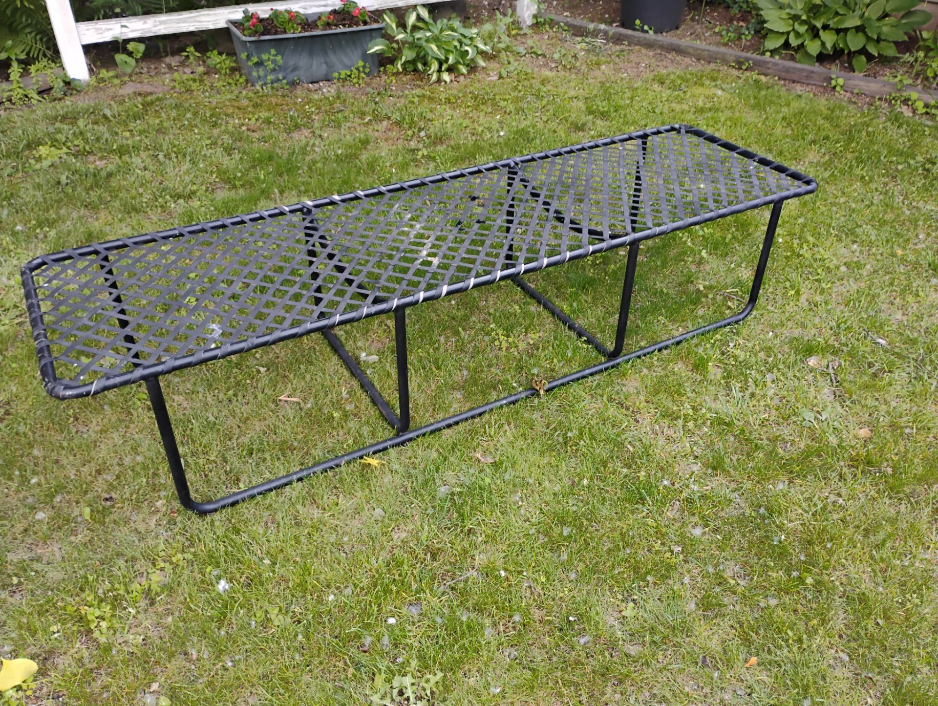 6-ft long Chaise lounge