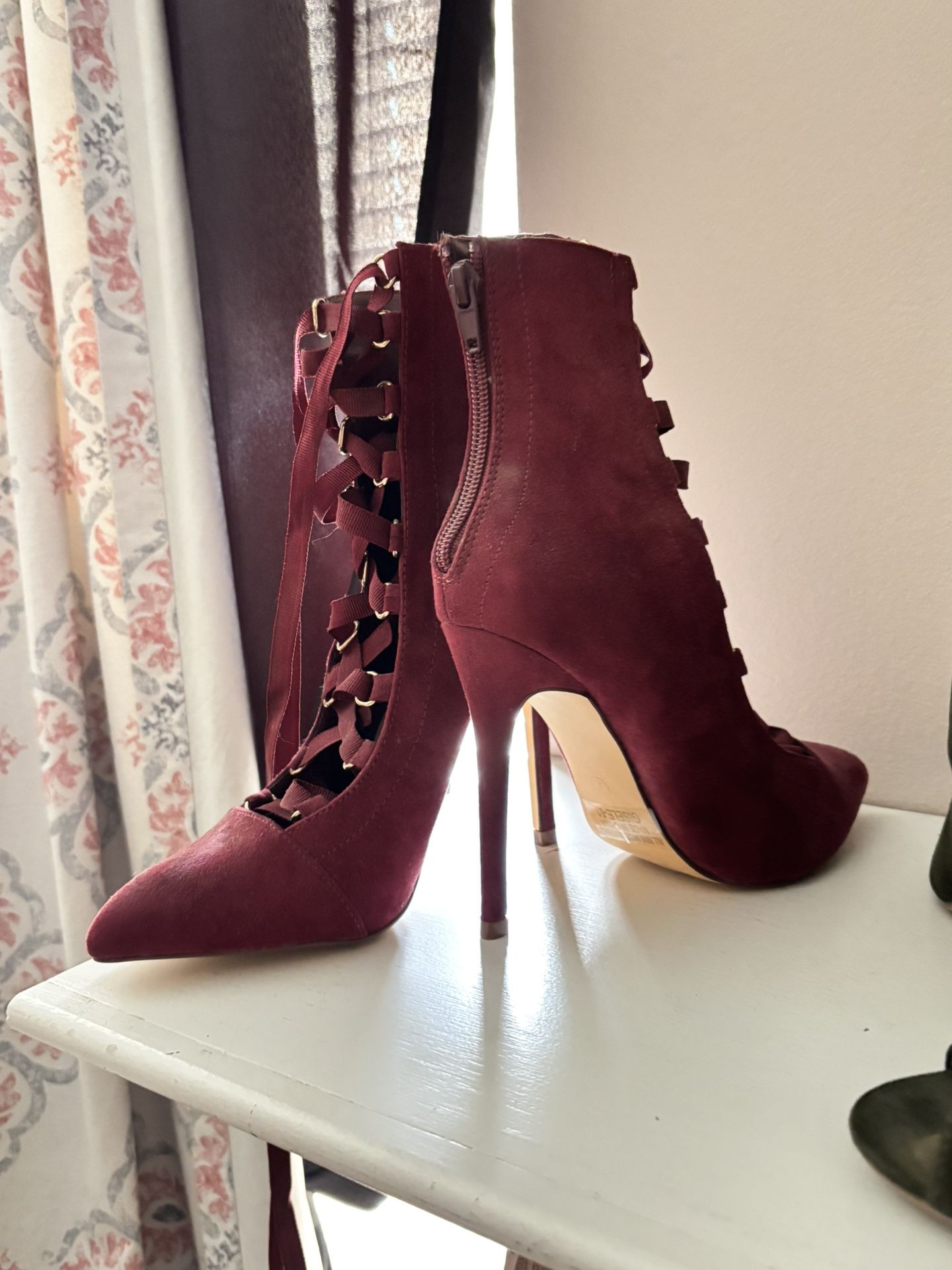 Red / Burgundy High Heels