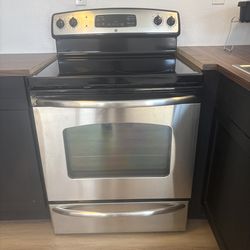 GE electric stove