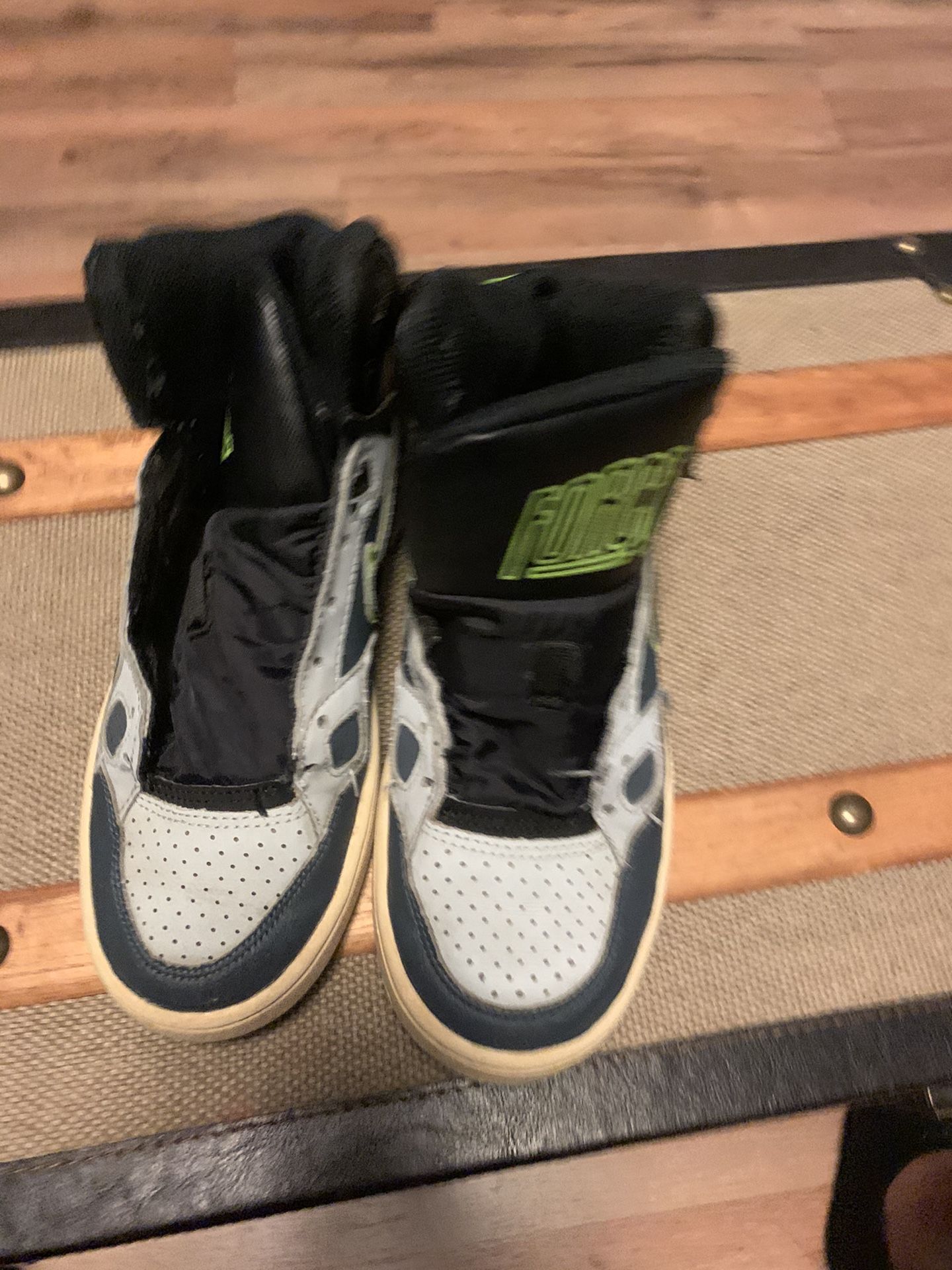 Nike shoes