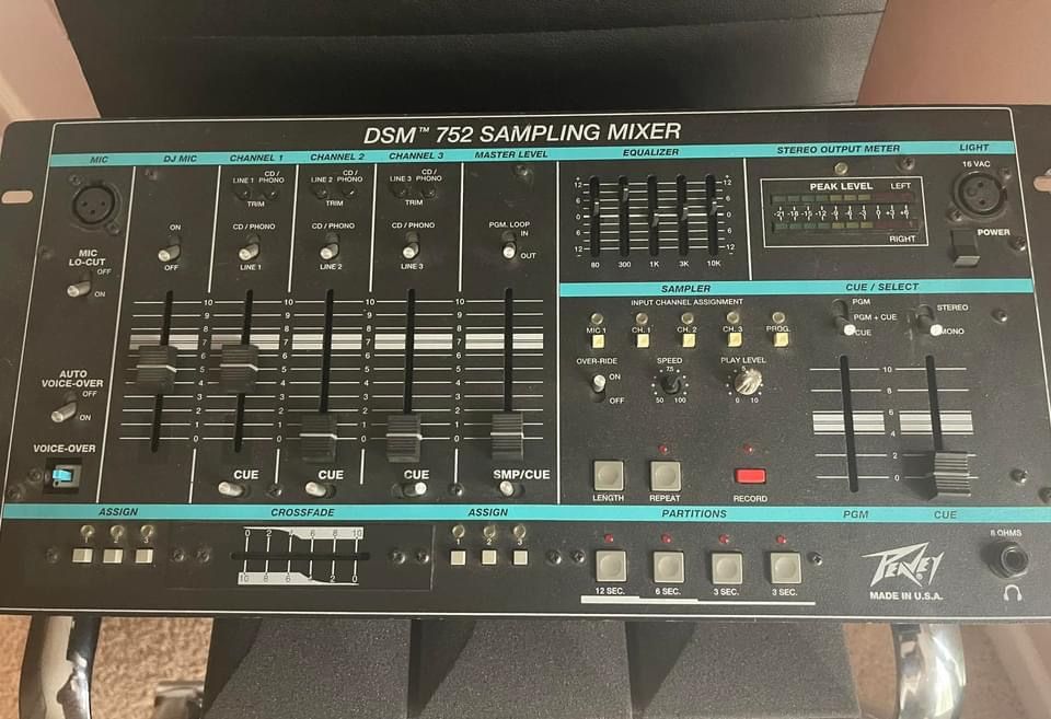 Peavey Mixer