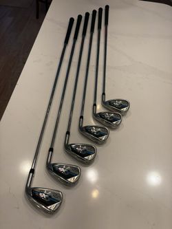 Callaway XR - RH Golf Club Iron Set