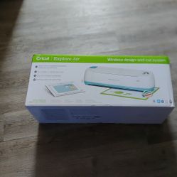 Cricut Explore Air (Model: CXPL201) For Sale (No Pen/Adapter, No StandardGrip Cutting Mat, No Cricut Cardstock)