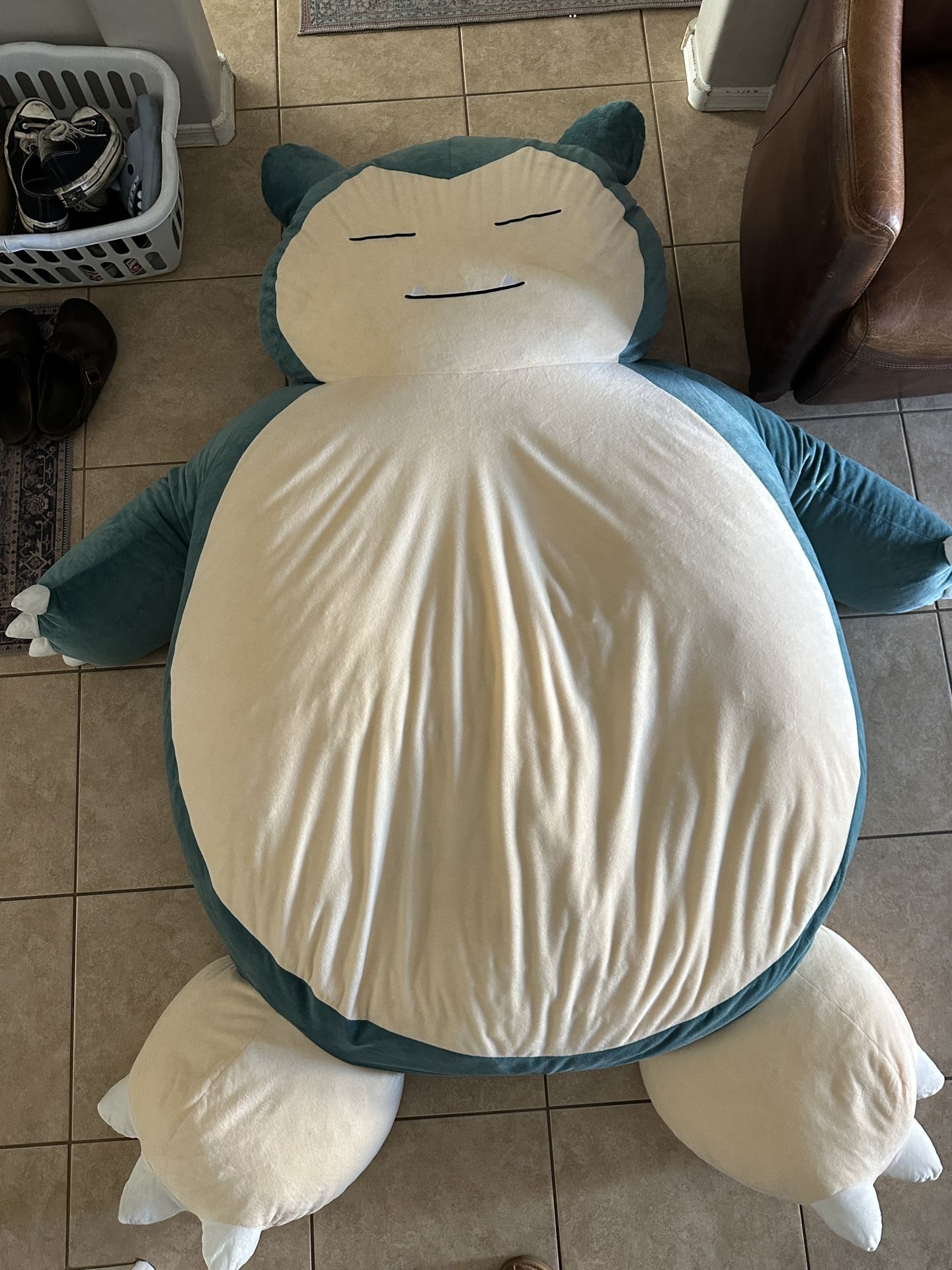 Pokémon Giant Sleeping Snorlax Plushie