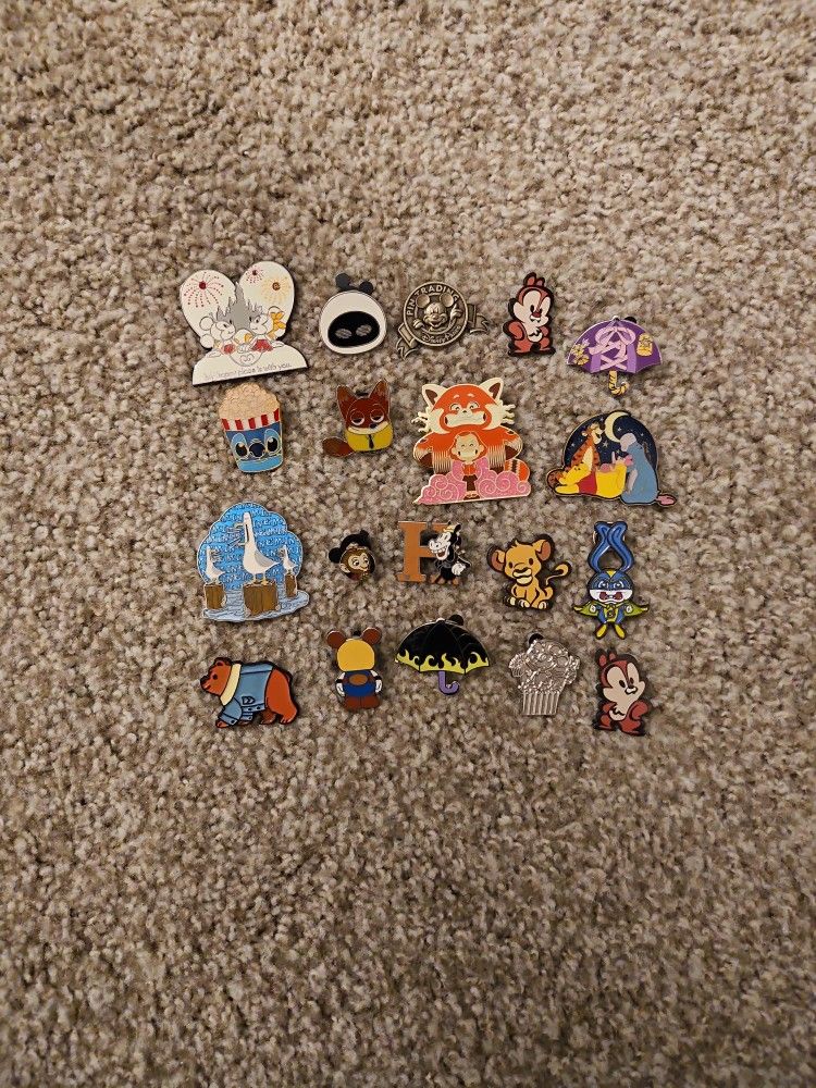 DISNEY PIXAR PINS MAKE AN OFFER