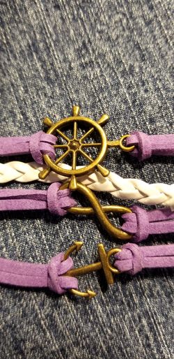 Bracelet Purple & White Leather Cooper Color Charms