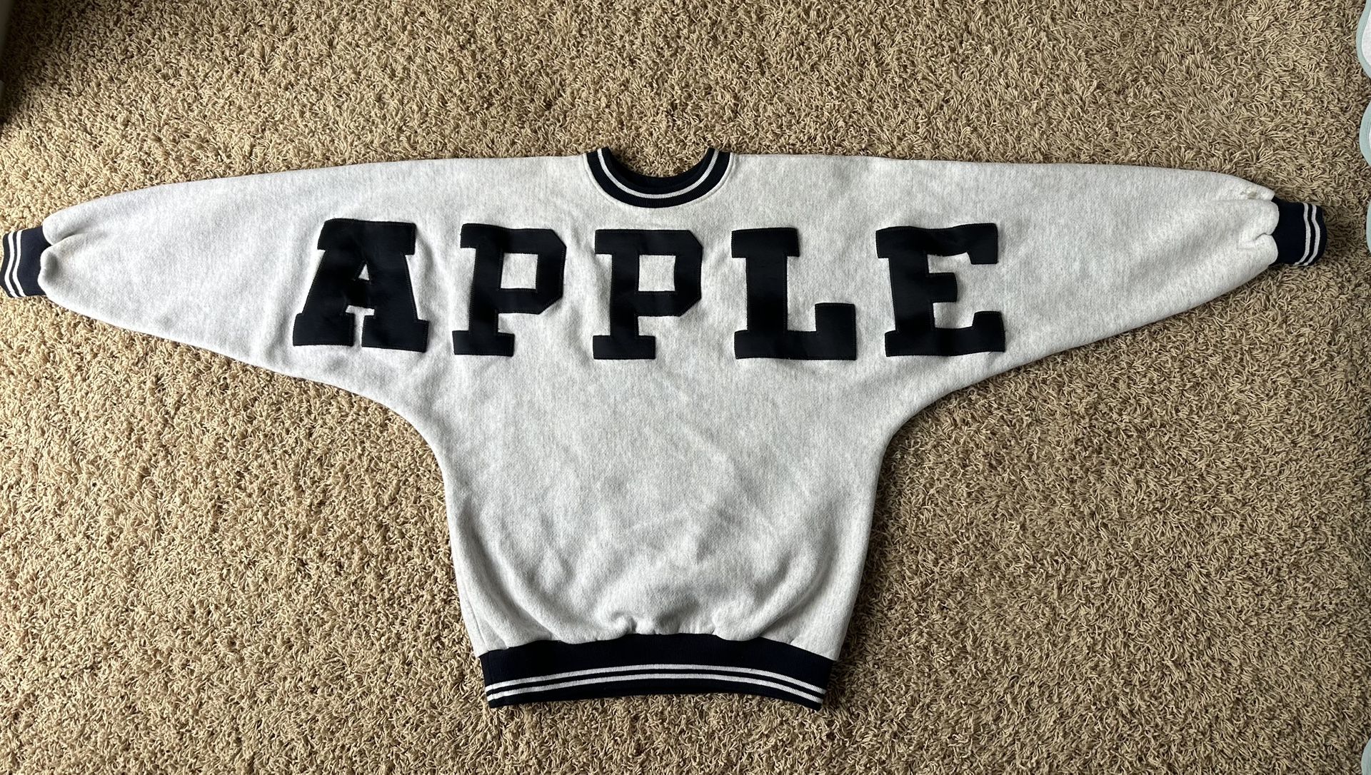 Vintage APPLE Computer - One Of A Kind Sweatshirt
