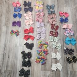 Large Jojo Siwa Bows $3 Each Or 4 Nows For $10