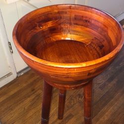 Wooden Salad Bowl With Stand 