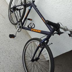 Trek VW Edition MTB Bike - Medium 1x7