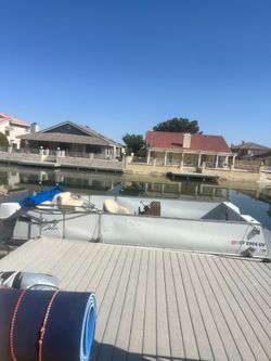 Pontoon Boat