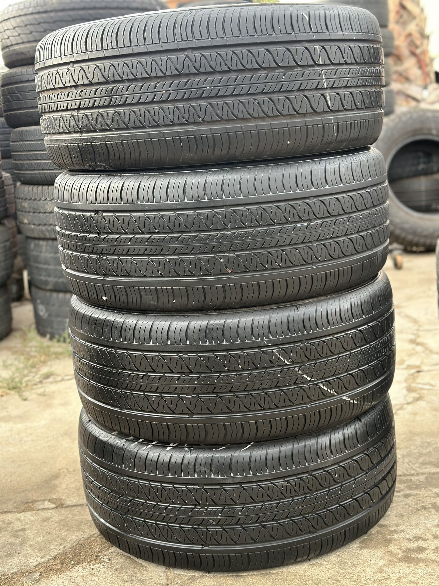 255/45/19