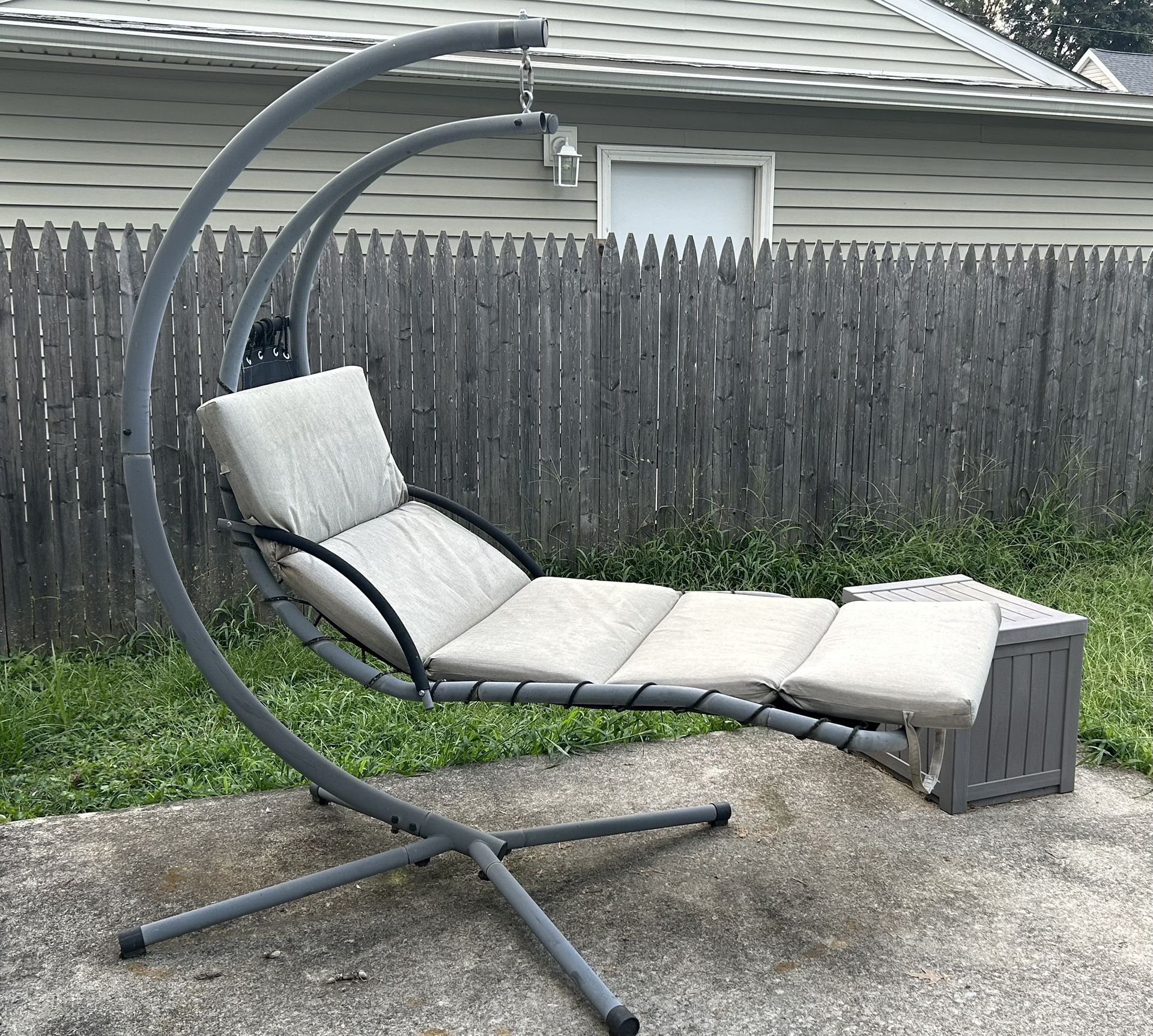 Outdoor Hanging Lounge Chair
