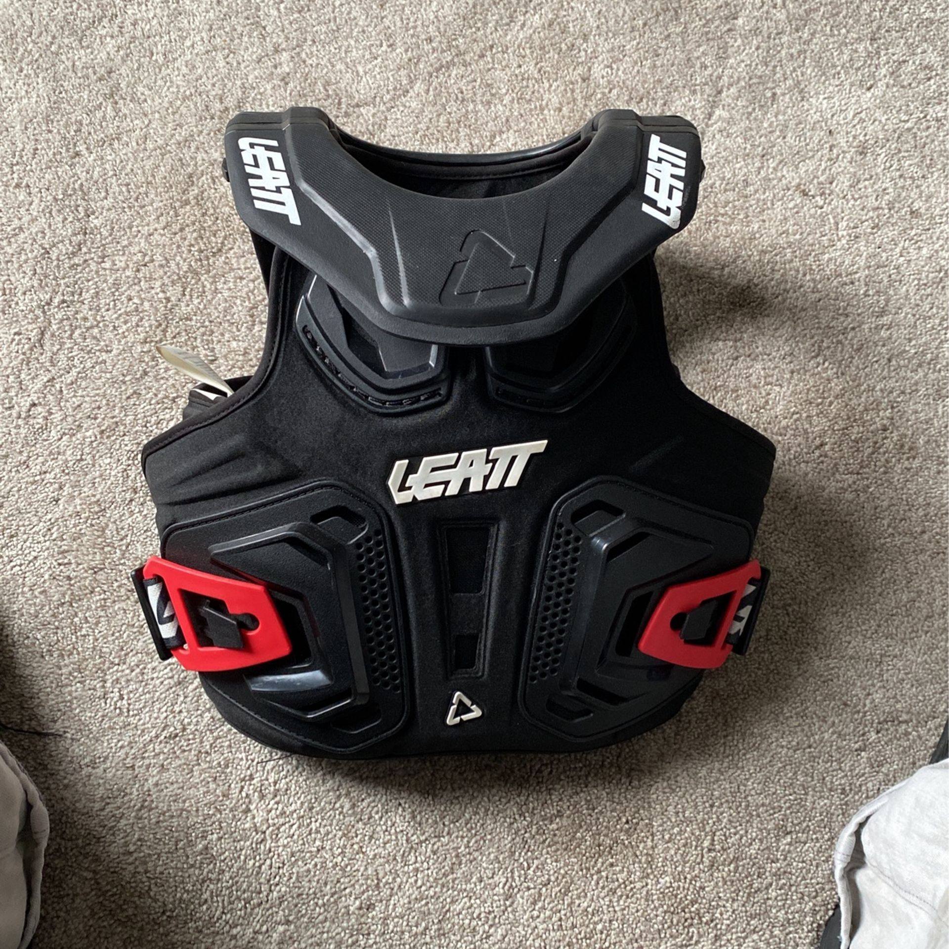 Leatt Body Armor