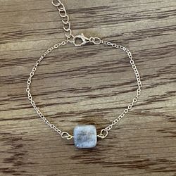 NATURAL Charged Labradorite Bracelet (known For: Protection Against Negativity , Cleanses Aura, Calm Emotions, Healer, Improve Your Intuition )